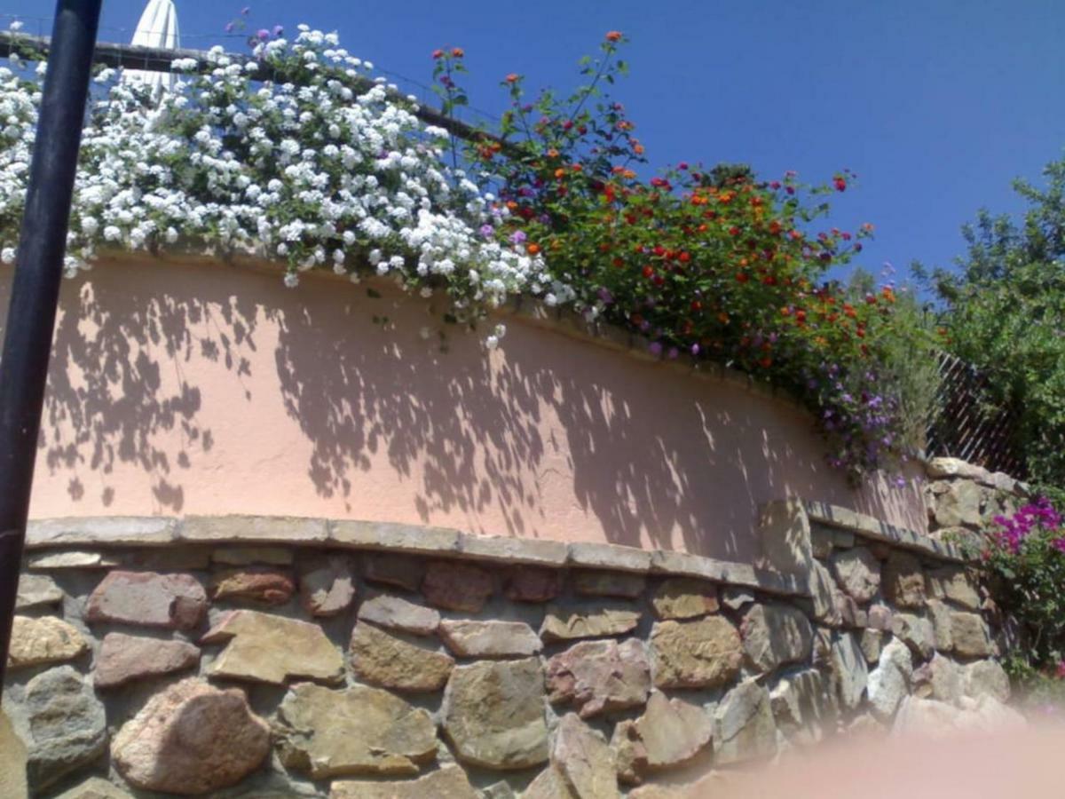 Вилла Casa Vacanza La Terrazza Panoramica A 200 Mt Dal Mare Симиус Экстерьер фото